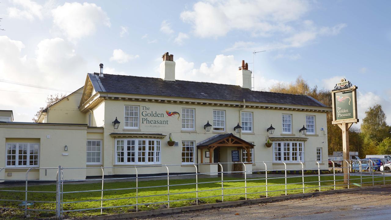 The Golden Pheasant Hotel Knutsford Exterior photo